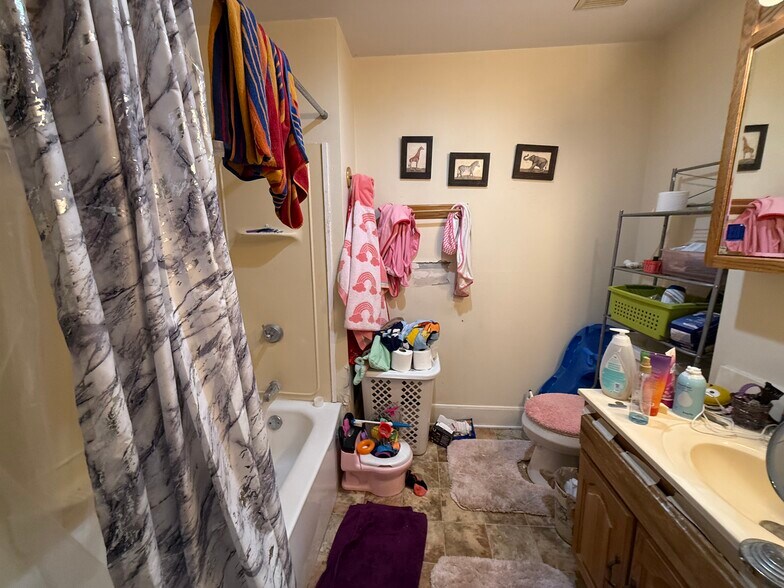 More Photos Of 1208-1212 Bridge St, Grafton Office Residential For Sale