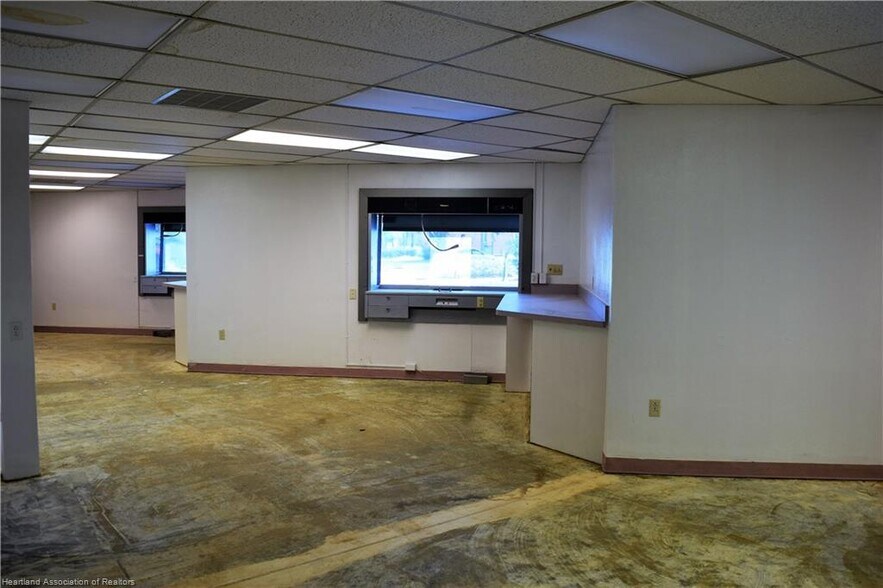 More Photos Of 2 W Main St, Avon Park Office Residential For Sale