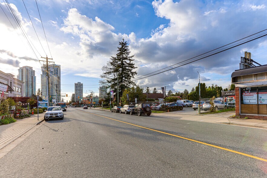 More Photos Of 7474 Edmonds St, Burnaby Storefront For Sale