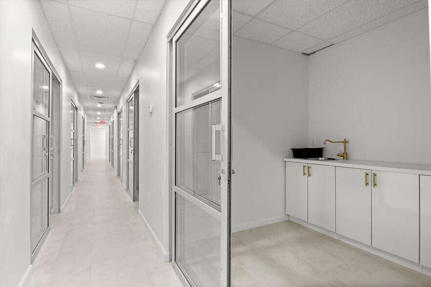 More Photos Of 27621 Warren Rd, Garden City Freestanding For Lease