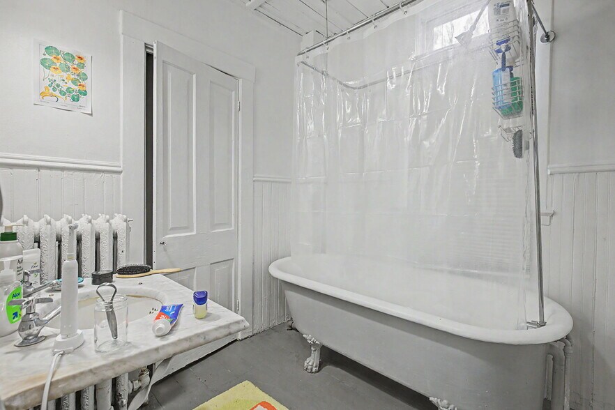 More Photos Of 1044 Maxwell Ave, Boulder Healthcare For Sale