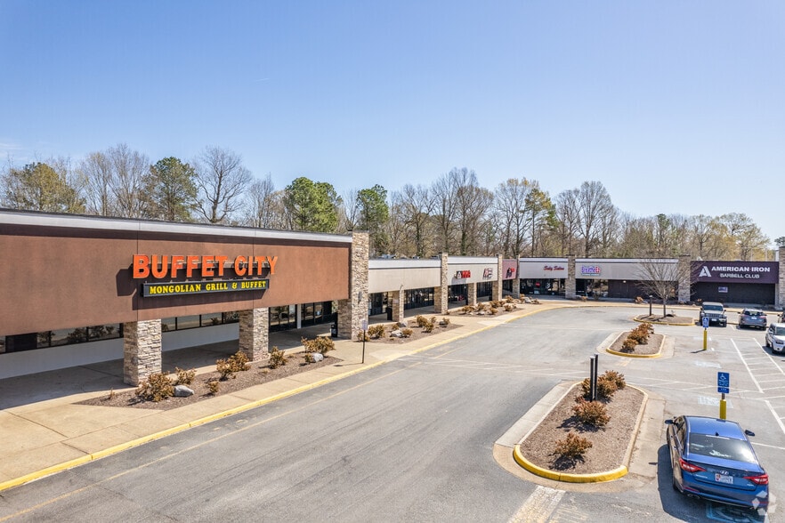 More Photos Of 416 Denbigh Blvd, Newport News Freestanding For Lease