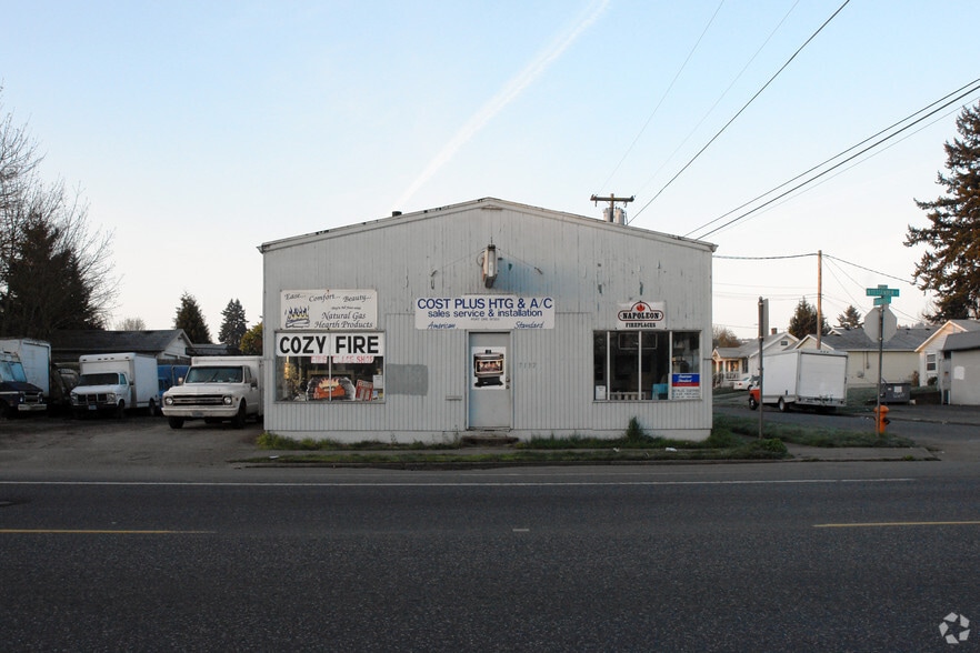 More Photos Of 7132 N Fessenden St, Portland Industrial For Sale
