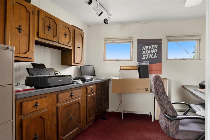 More Photos Of 1660 Champlin Ave, Utica Office Residential For Sale