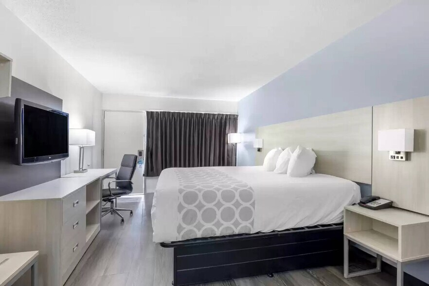 More Photos Of 1814 Salem Rd, Cookeville Hotel For Sale