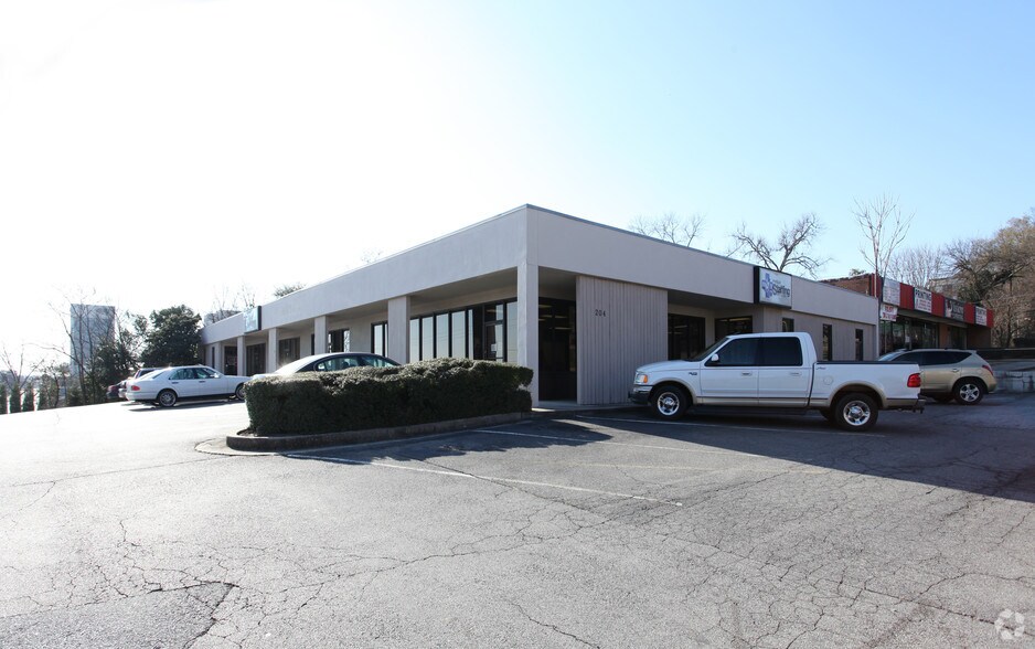 More Photos Of 204 Spring St, Macon-Bibb Office For Sale