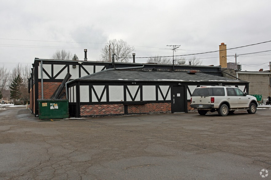 More Photos Of 30088 Dequindre Rd, Warren Lodge Meeting Hall For Lease