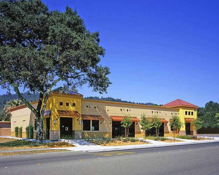 More Photos Of 543 N Cloverdale Blvd, Cloverdale General Retail For Sale