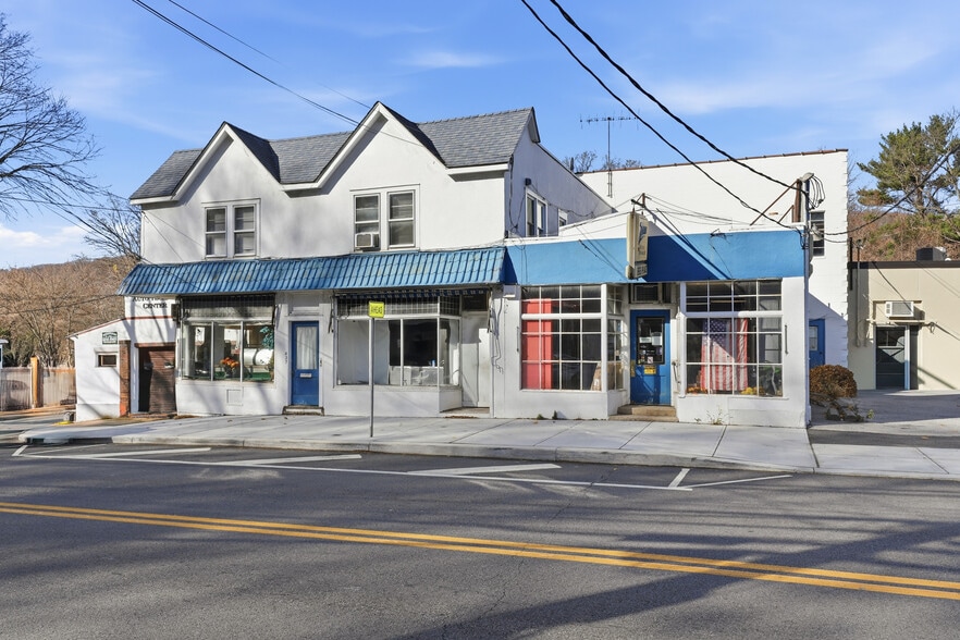 More Photos Of 441 Commerce St, Hawthorne Freestanding For Sale