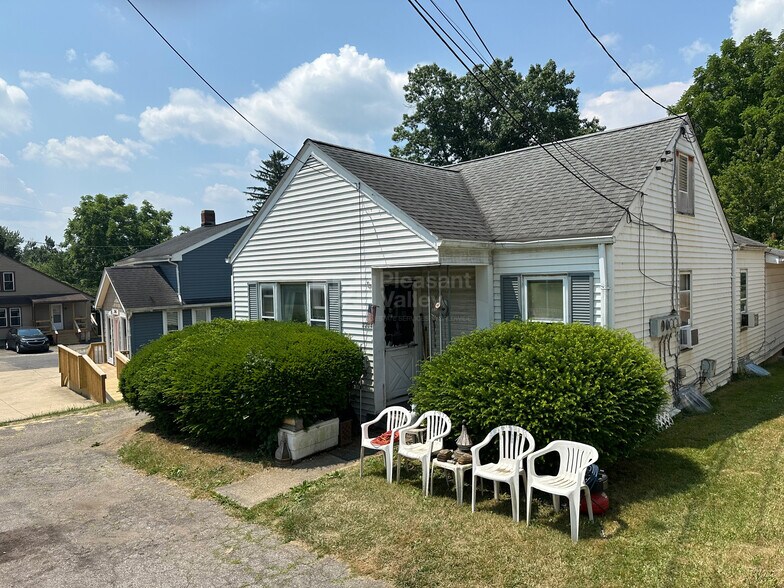 More Photos Of 3200-3204 S Main St, Coventry Township Office Residential For Sale