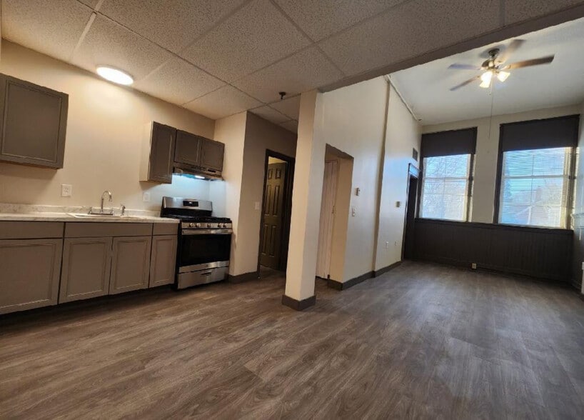 More Photos Of 19 Wood St, Lewiston Apartments For Sale