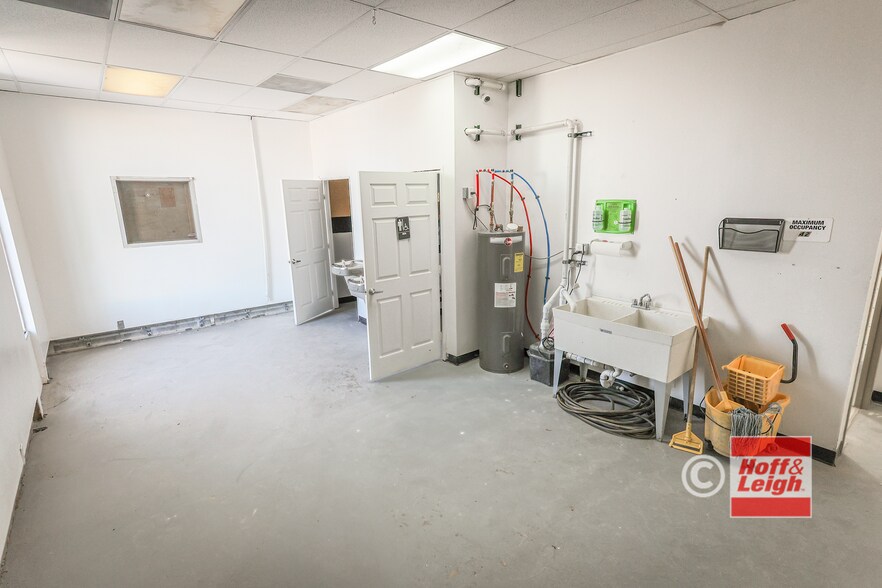 More Photos Of 3512 N Tejon St, Colorado Springs Manufacturing For Sale