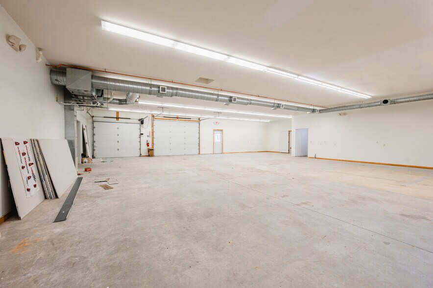 More Photos Of 373 280th St, Osceola Industrial For Lease