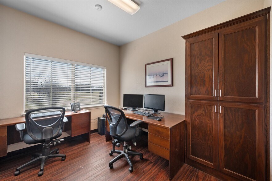 More Photos Of 306 Hospital Dr, Corsicana Rehabilitation Center For Sale
