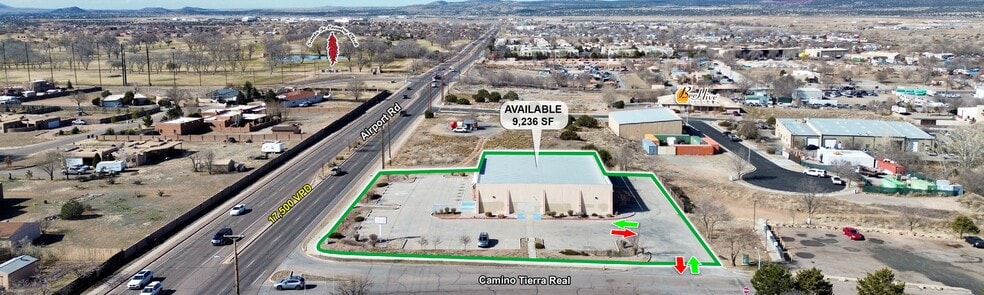 More Photos Of 6629 Airport Rd, Santa Fe Freestanding For Lease
