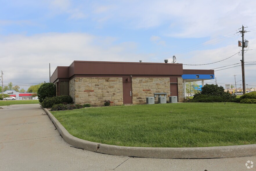 More Photos Of 2281 W 4th St, Mansfield Office For Sale