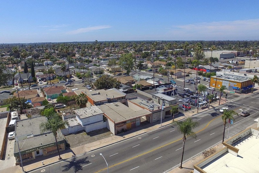 More Photos Of 2014 S Main St, Santa Ana Freestanding For Sale