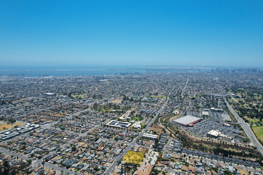 More Photos Of 4540-44 Ocean View Blvd, San Diego Apartments For Sale