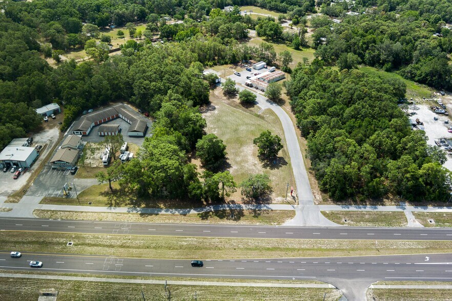 More Photos Of 15464 Cortez Blvd, Brooksville Unknown For Lease
