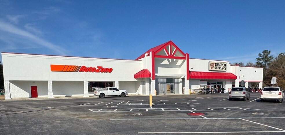 Primary Photo Of 1610 Main St, Chipley Freestanding For Lease