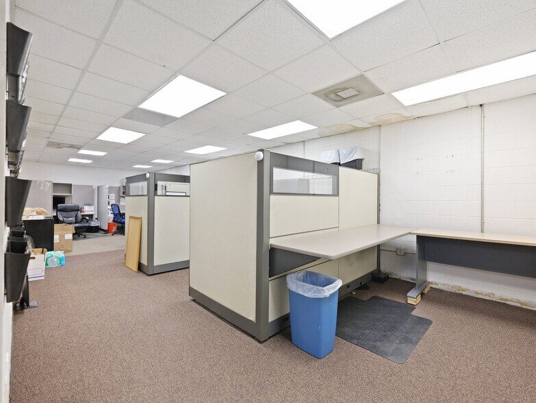 More Photos Of 2567 Athens Hwy, Gainesville Warehouse For Sale