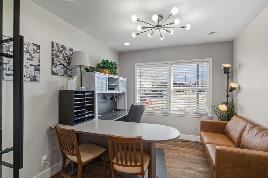 More Photos Of 152 W 500 S, Bountiful Office For Lease