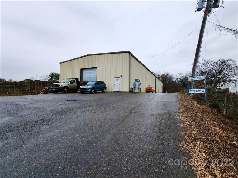 Primary Photo Of 629 Emma Rd, Asheville Warehouse For Lease