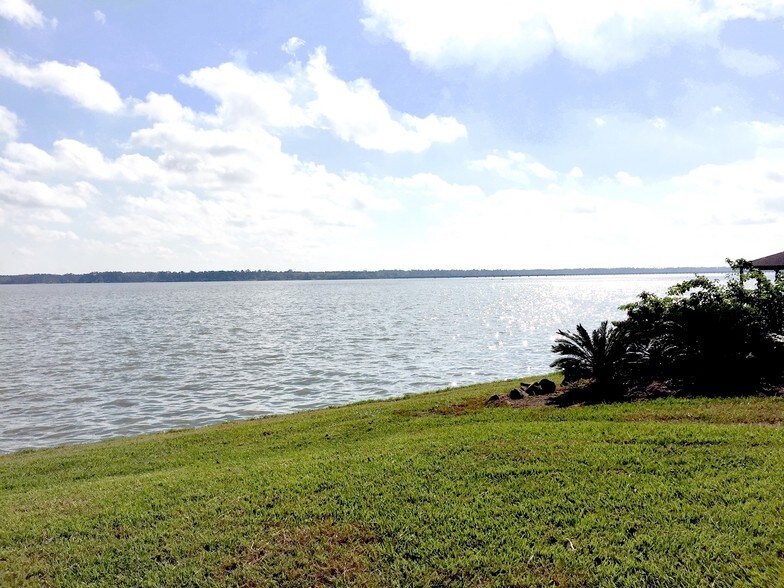 More Photos Of 19410 Nehoc Ln, Humble Land For Sale