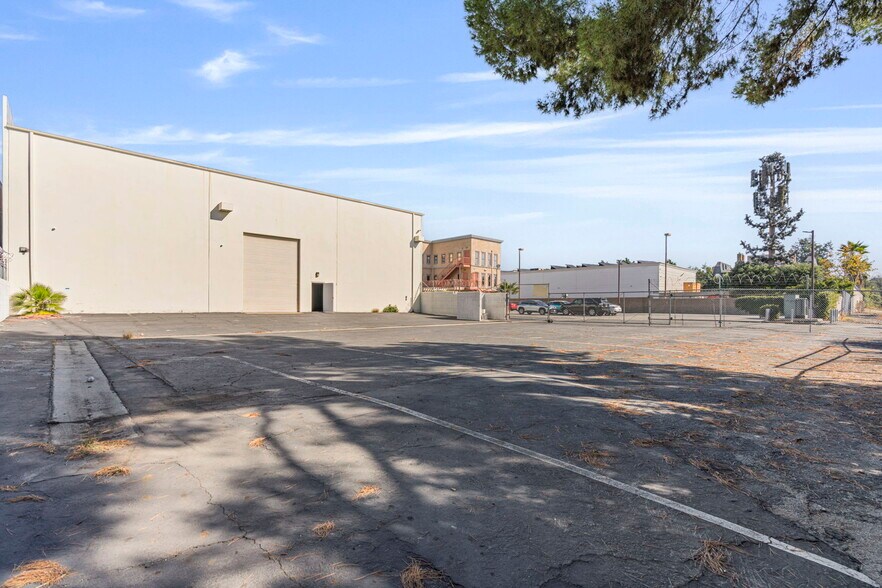 More Photos Of 3106 E Garvey Ave, West Covina Service For Sale