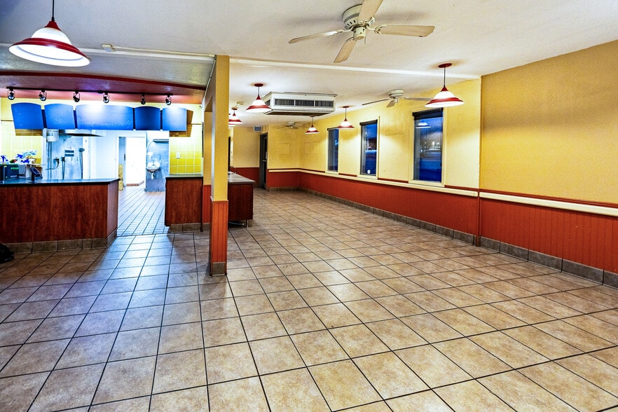 More Photos Of 1457 South St, Wheatland Fast Food For Lease
