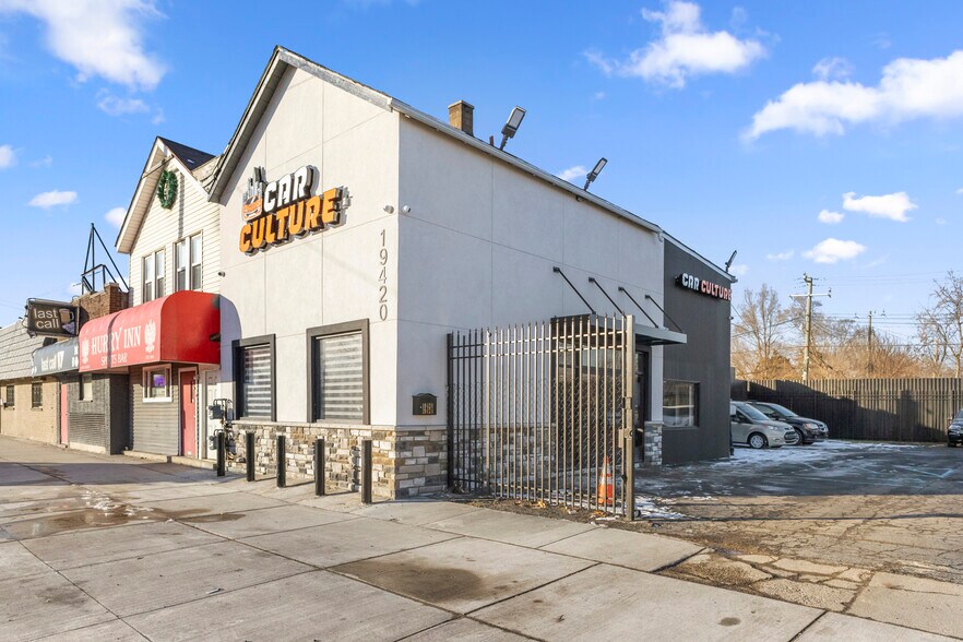More Photos Of 19420 W Warren Ave, Detroit Auto Dealership For Sale