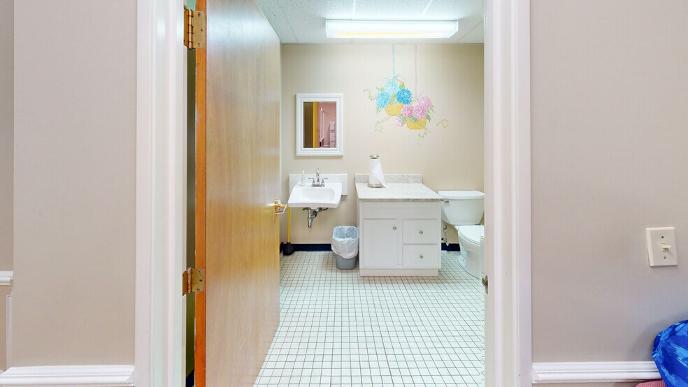 More Photos Of 536 Broad St, Weymouth Medical For Sale