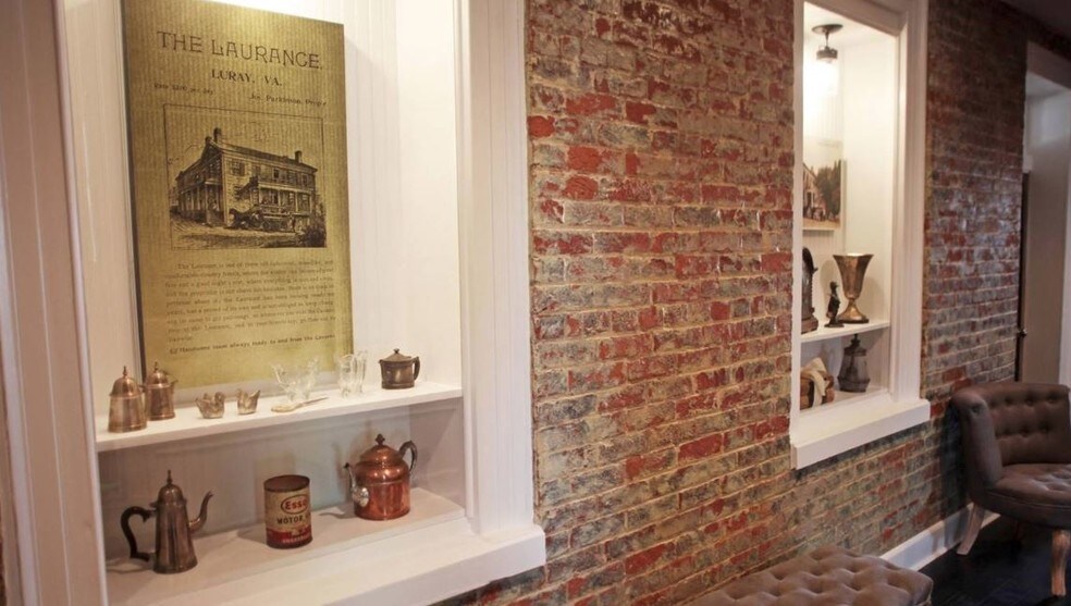 More Photos Of 2 S Court St, Luray Hospitality For Sale