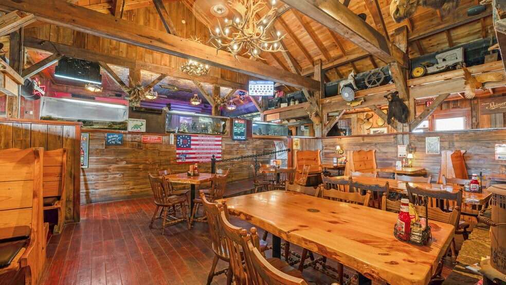 More Photos Of 1815 Bagnell Dam Blvd, Lake Ozark Restaurant For Sale