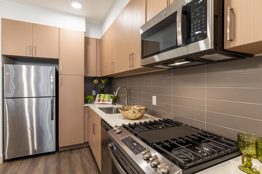 More Photos Of 630-673 Chapel St, New Haven Apartments For Lease