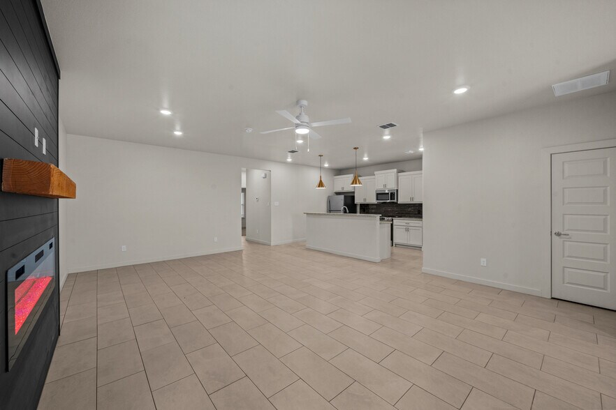 More Photos Of 7030-7036 41st st, Lubbock Apartments For Sale