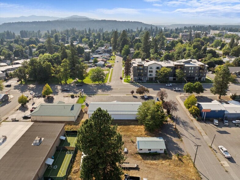 More Photos Of 1620 N Government Way, Coeur d'Alene Freestanding For Sale