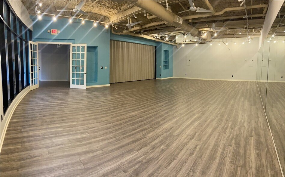 More Photos Of 1675 Cumberland Parkway - Unit 202-203-Bld 200, Smyrna Office For Sale