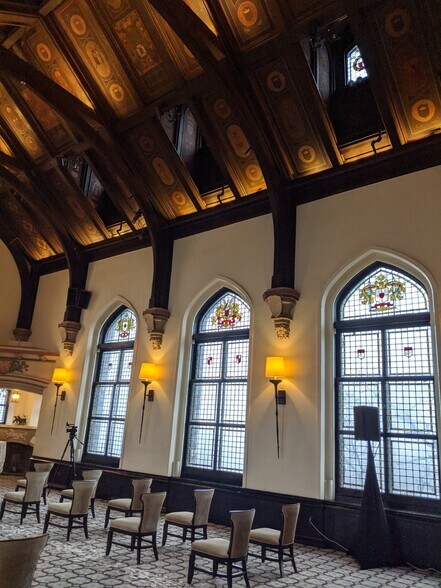 More Photos Of 400 Benedict Ave, Tarrytown Hotel For Lease