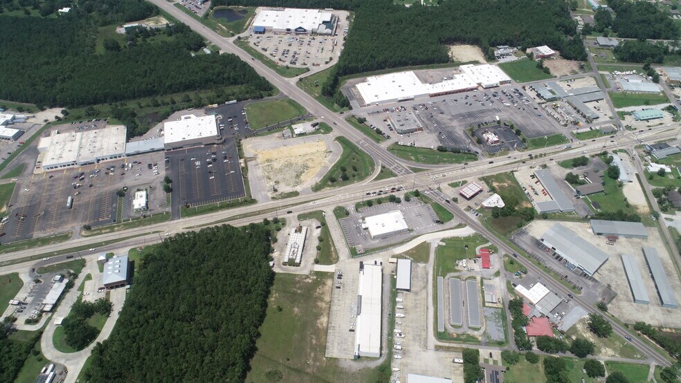 More Photos Of 403 Highway 90, Waveland Drugstore For Lease