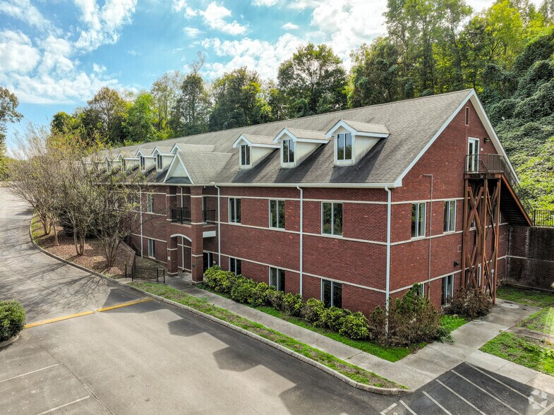 Primary Photo Of 2265 Old Highway 95, Lenoir City Office For Sale