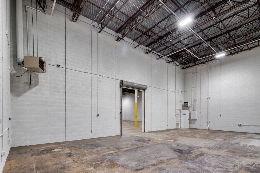 More Photos Of 3285 Saturn Ct, Peachtree Corners Warehouse For Lease