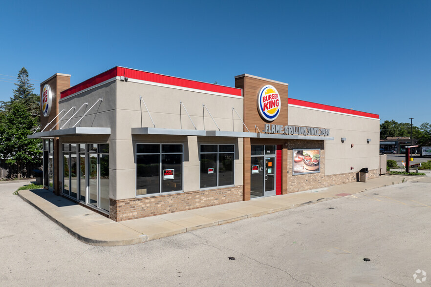 Primary Photo Of 220 Mannheim Rd, Bellwood Fast Food For Sale