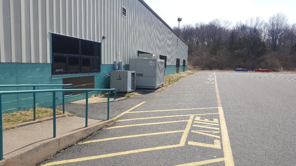 More Photos Of 1422 Route 179, Lambertville Warehouse For Lease