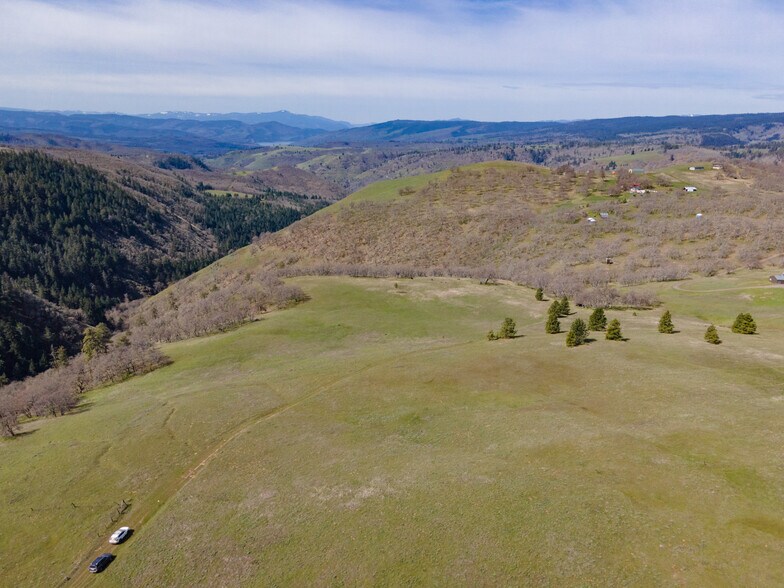 More Photos Of 60 Hartwig Road, Lyle Land For Sale
