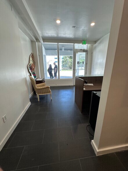 More Photos Of 3620 NE 2nd Ave, Miami Loft Creative Space For Sale