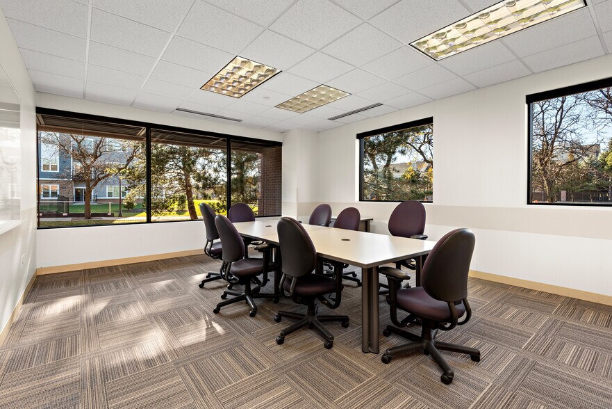 More Photos Of 6499 University Ave NE, Fridley Office For Lease