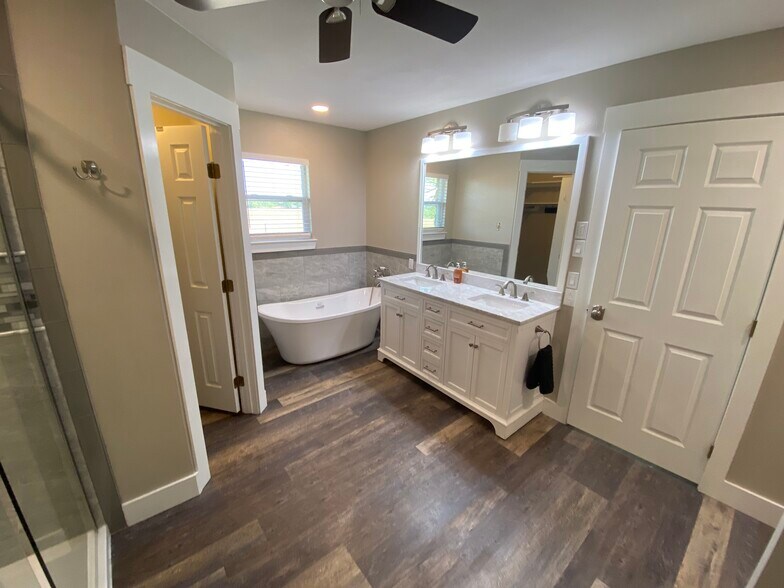 More Photos Of 1681 FM 574 W, Mullin Land For Sale