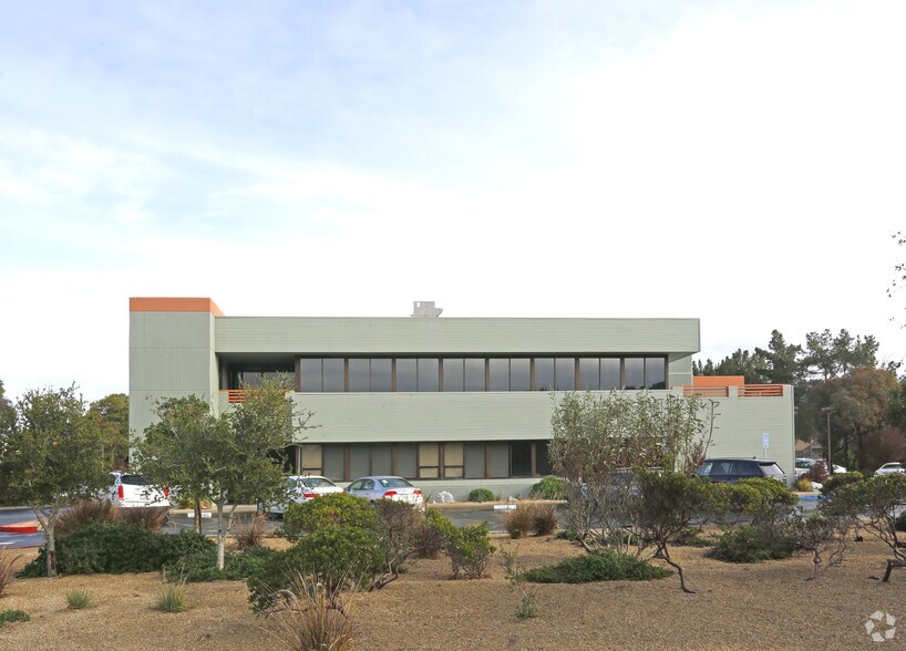 More Photos Of 8 Harris Ct, Monterey Office For Lease