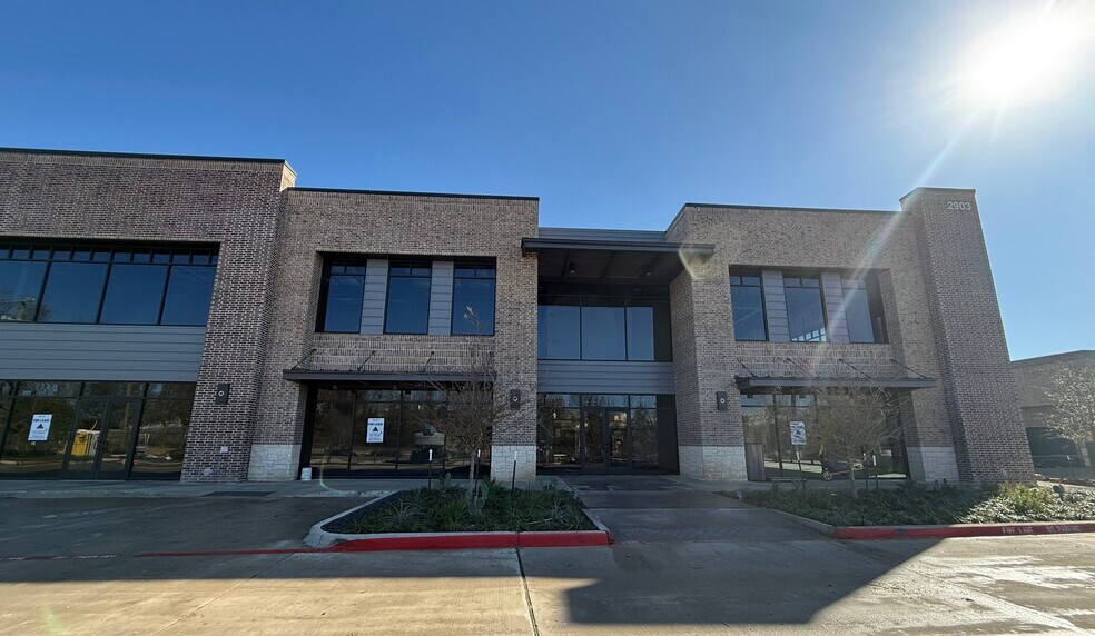 More Photos Of 2801 McKinney St, Melissa Unknown For Lease